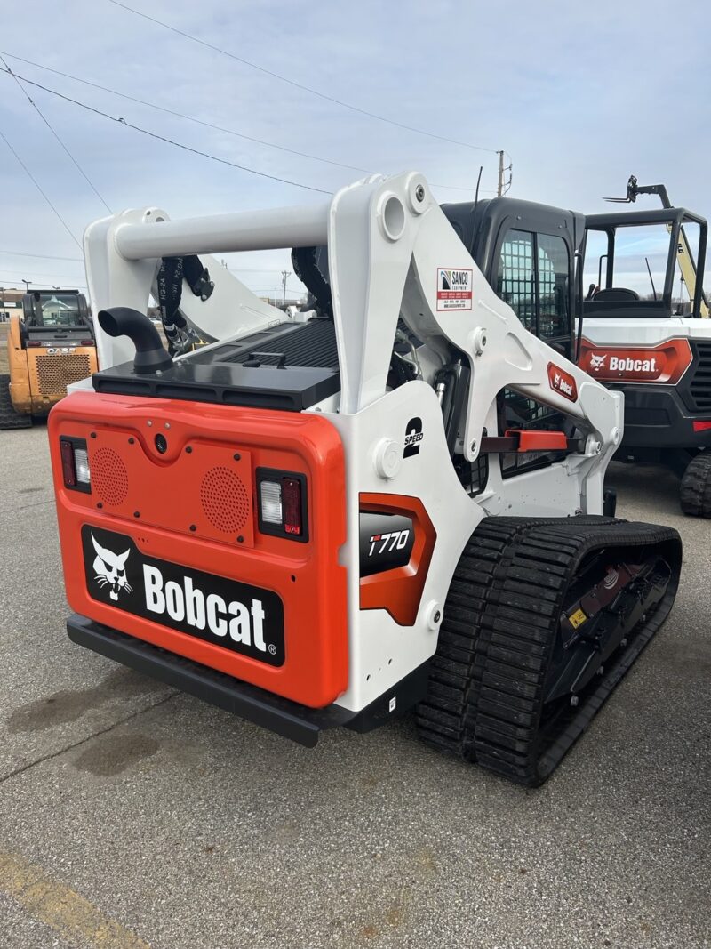 Bobcat T770 Compact Track Loader - Image 5