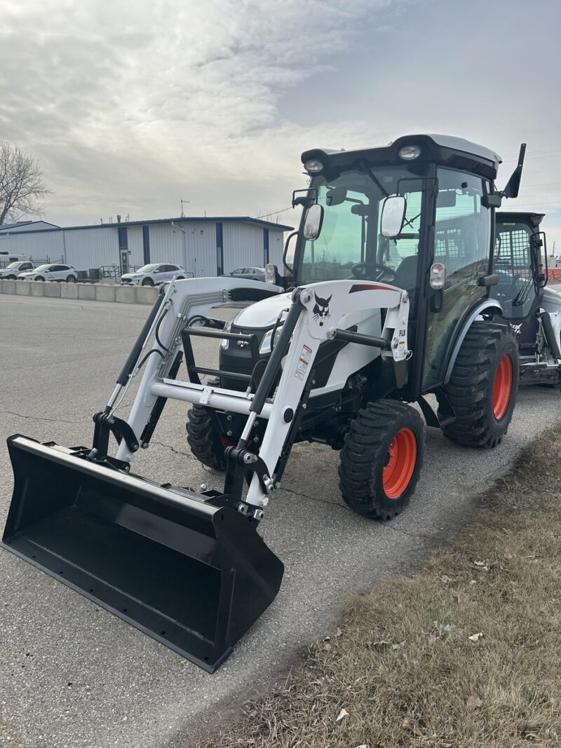 Bobcat CT2540 Compact Tractor - Image 4